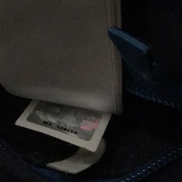 Navy Blue Reversible The North Face Kids Jacket 550 - Picture 6 of 9